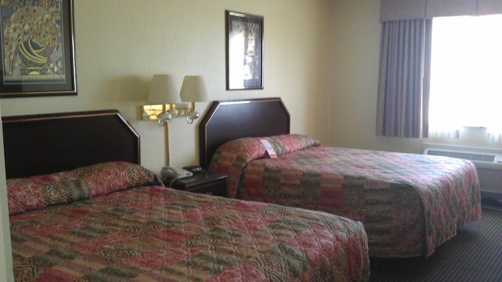 Super 8 By Wyndham Burleson Fort Worth Area חדר תמונה