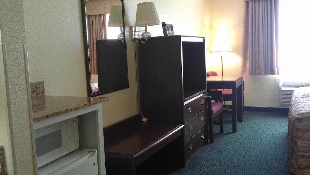Super 8 By Wyndham Burleson Fort Worth Area חדר תמונה